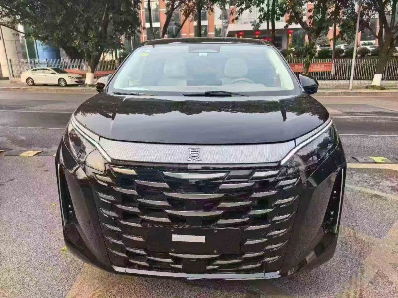 重庆25年比亚迪夏1