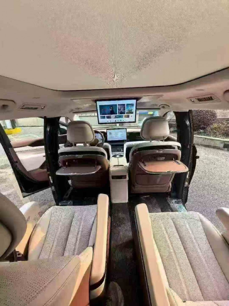 重庆25年比亚迪夏4