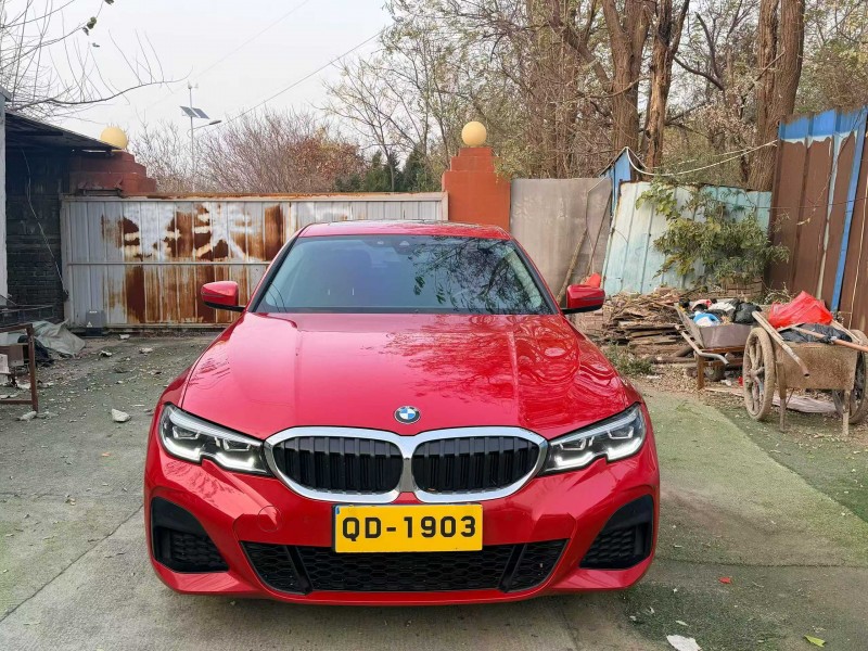 青岛22年宝马3系1