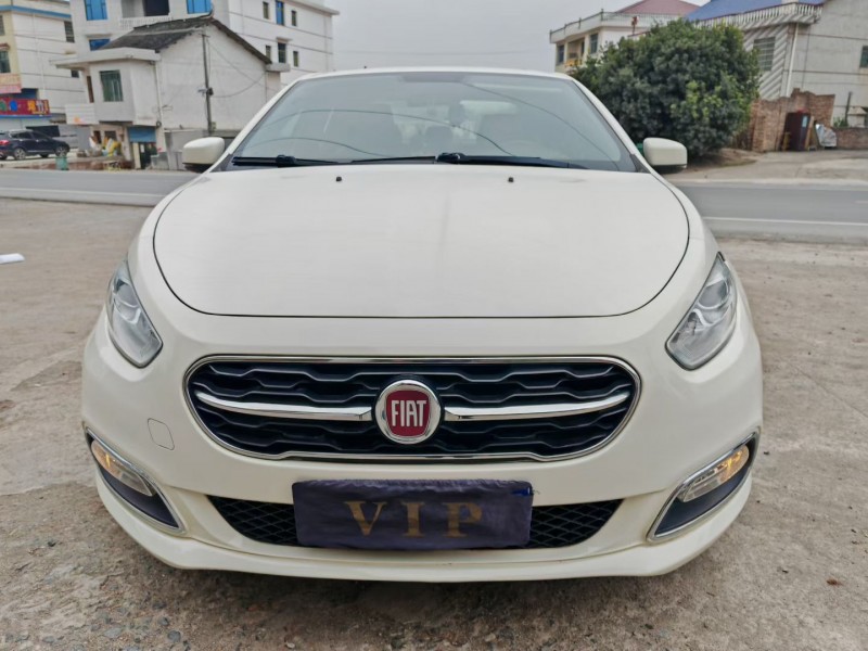 长沙15年菲亚特菲翔1