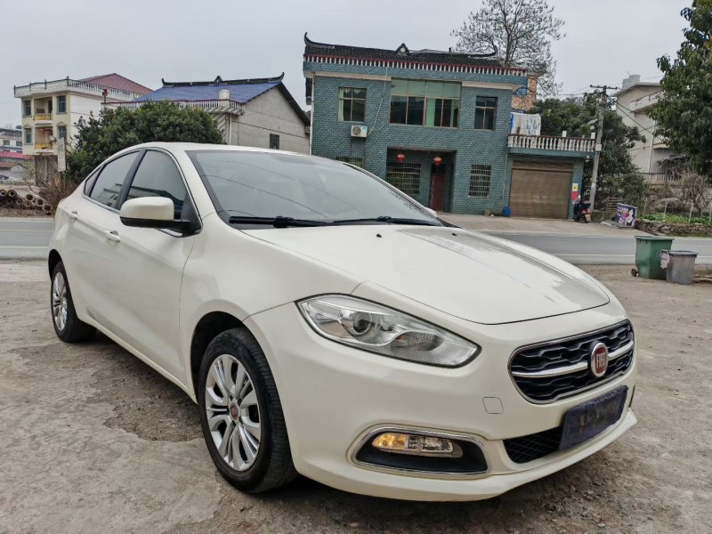 长沙15年菲亚特菲翔2