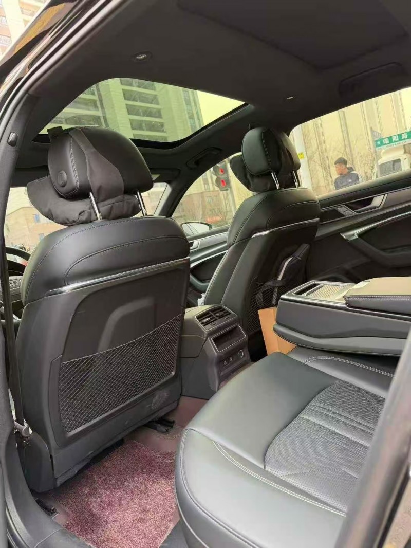 济宁25年奥迪A6L5