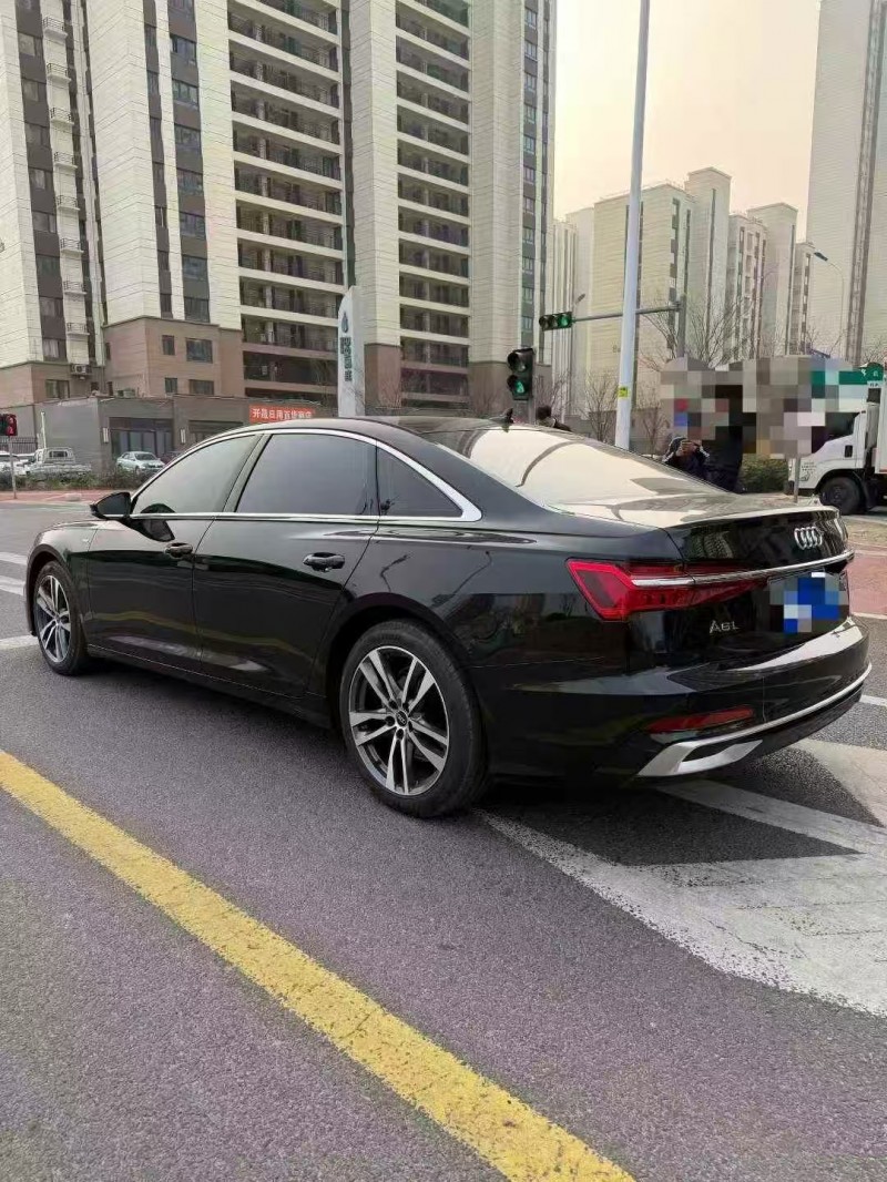 济宁25年奥迪A6L8