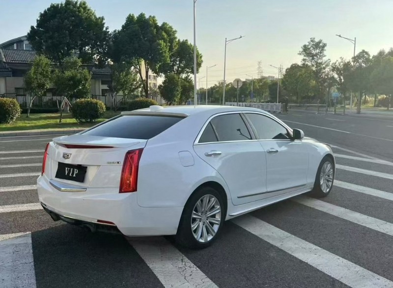 长沙18年凯迪拉克ATS8