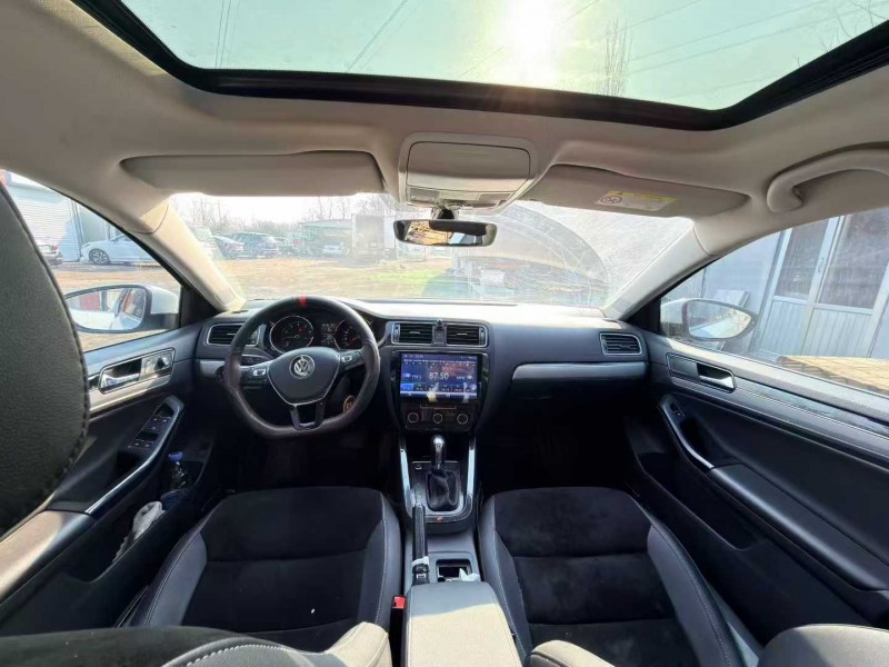 青岛19年大众速腾4