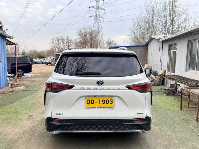 青岛24年丰田格瑞维亚4