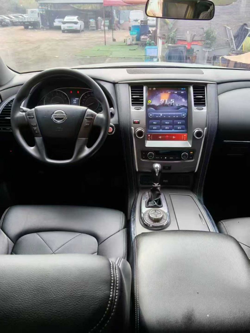 青岛18年日产途乐6