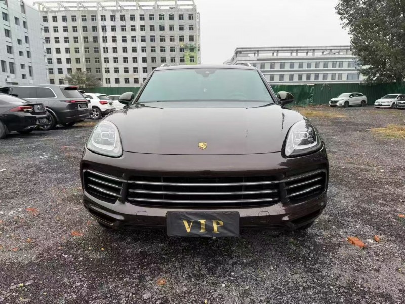 焦作19年保时捷卡宴1