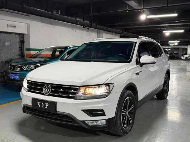 成都20年大众途观4