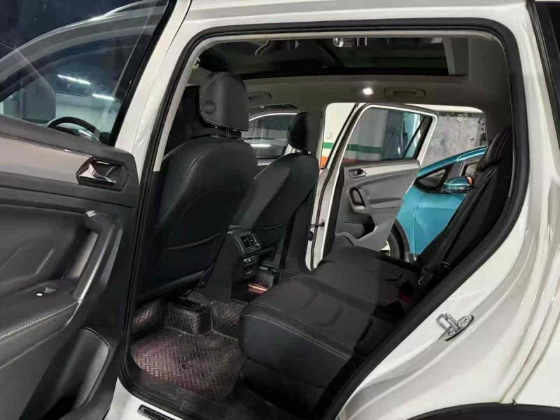 成都20年大众途观6