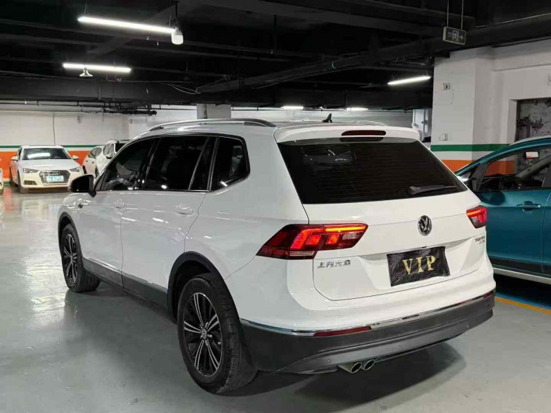 成都20年大众途观9