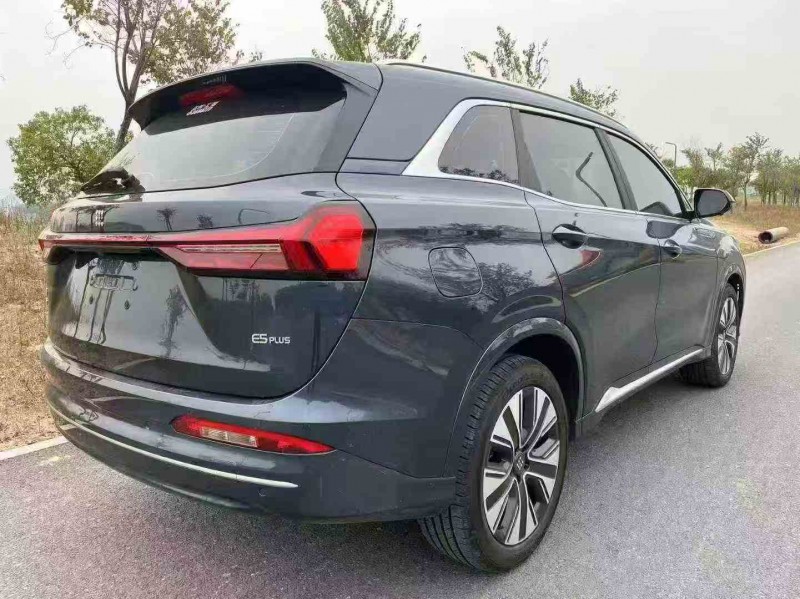 深圳25年东风蓝电E58