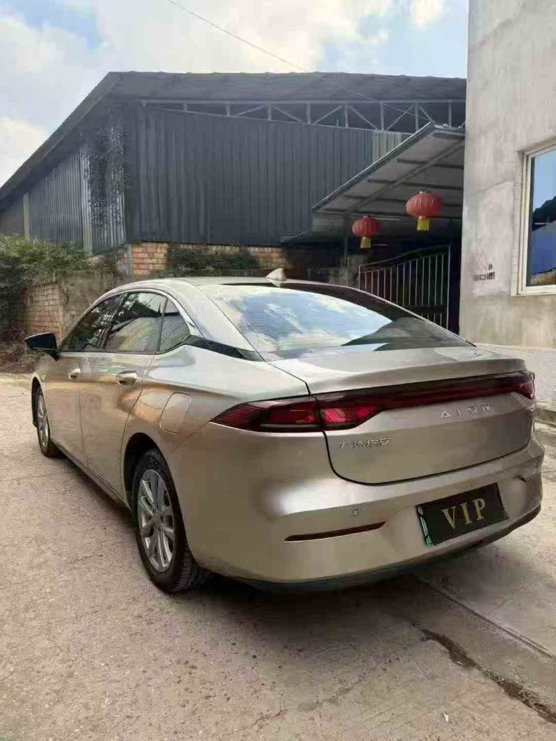 德阳23年传祺埃安S7