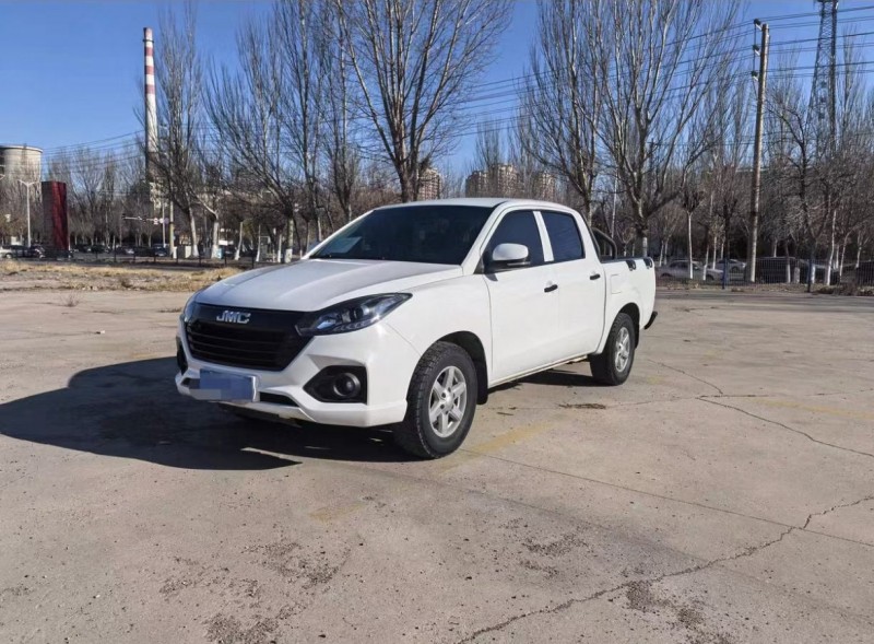 长沙22年江铃宝典3