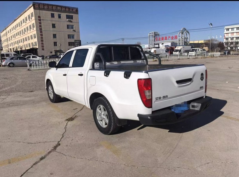 长沙22年江铃宝典5