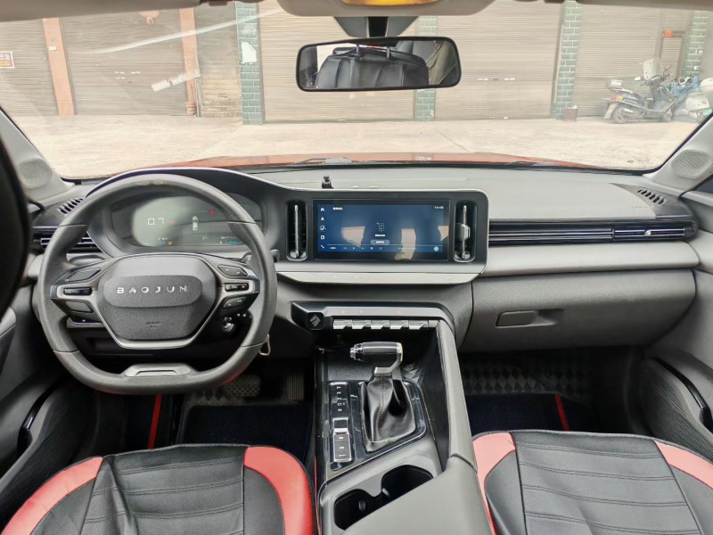 长沙21年宝骏RC54