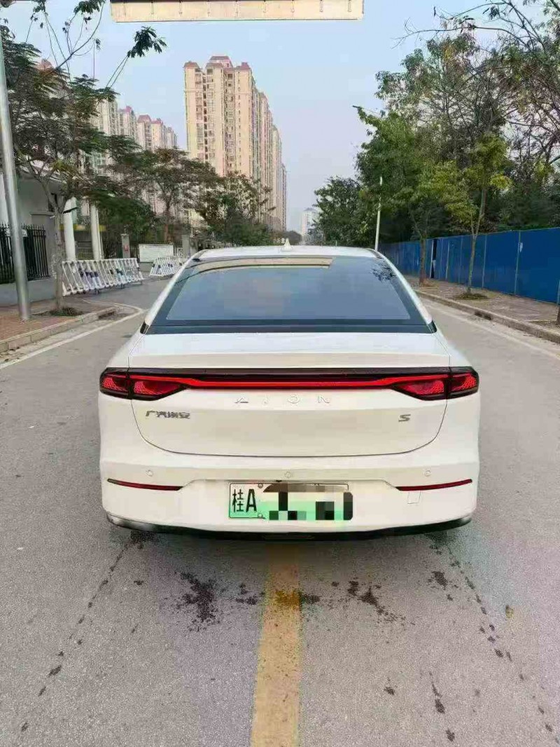 北海24年传祺埃安S9