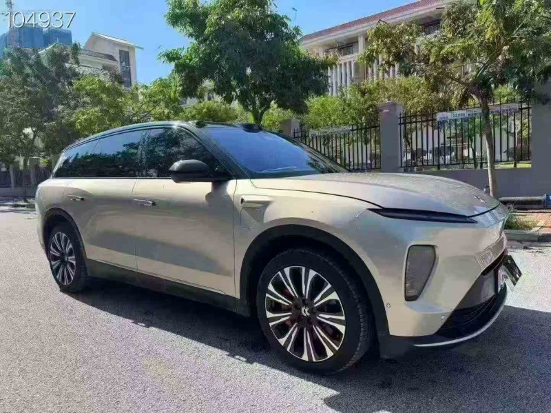 钦州23年蔚来ES82