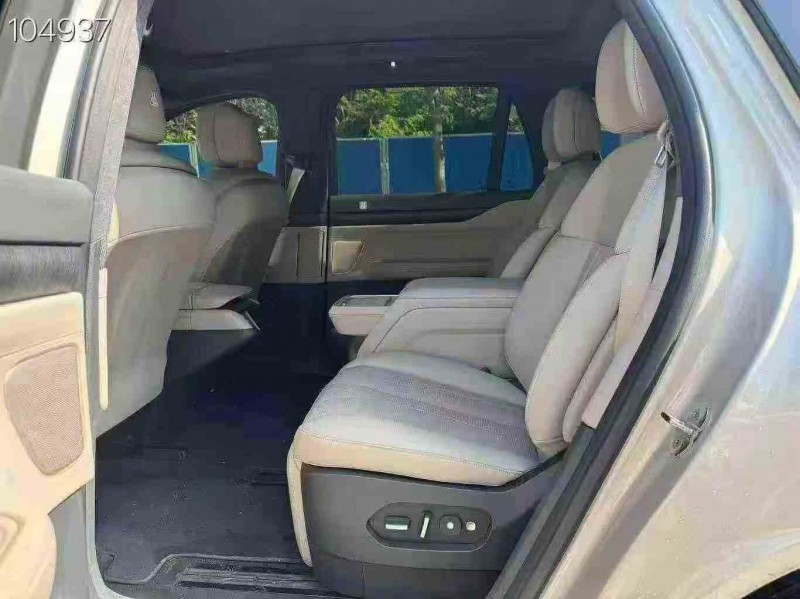 钦州23年蔚来ES86