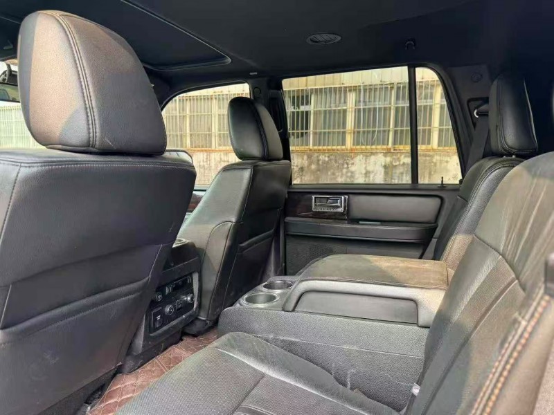 菏泽17年林肯领航员5