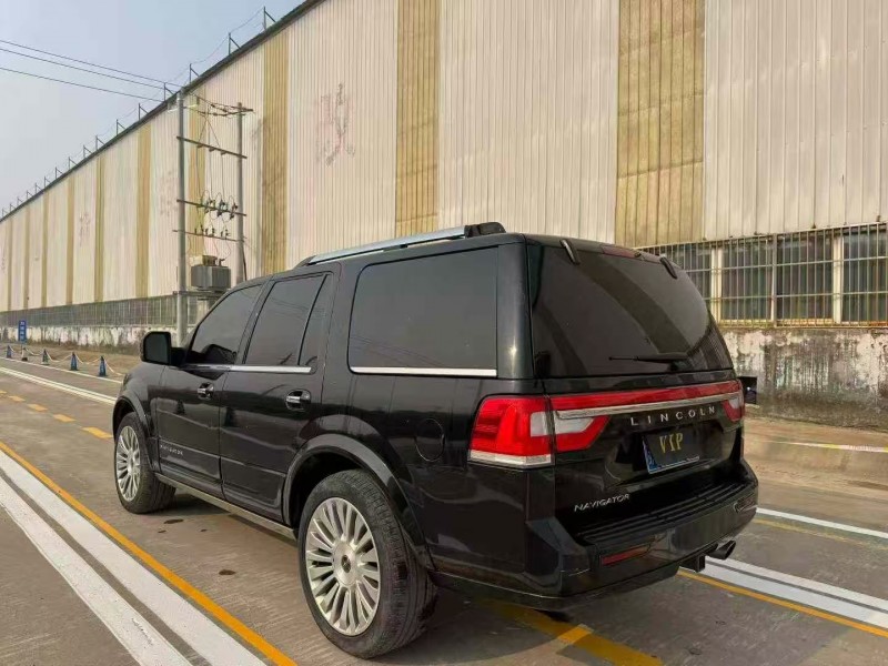 菏泽17年林肯领航员7