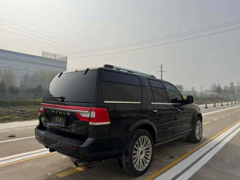 菏泽17年林肯领航员8