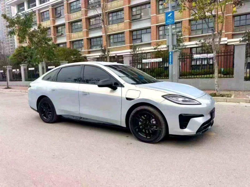 北海25年传祺埃安RT3