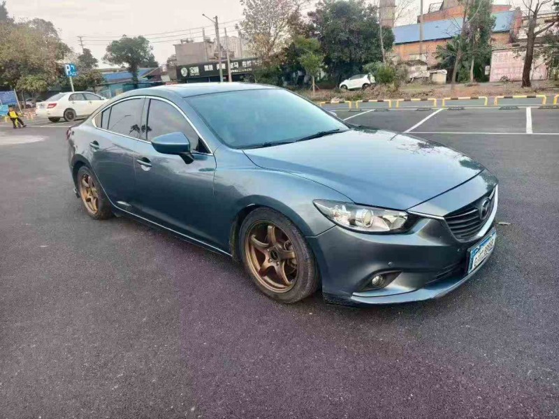 贺州16年马自达阿特兹2