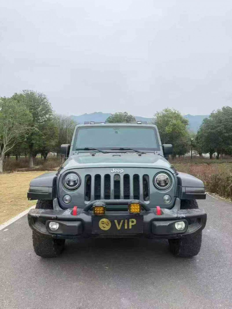 北海15年Jeep牧马人1