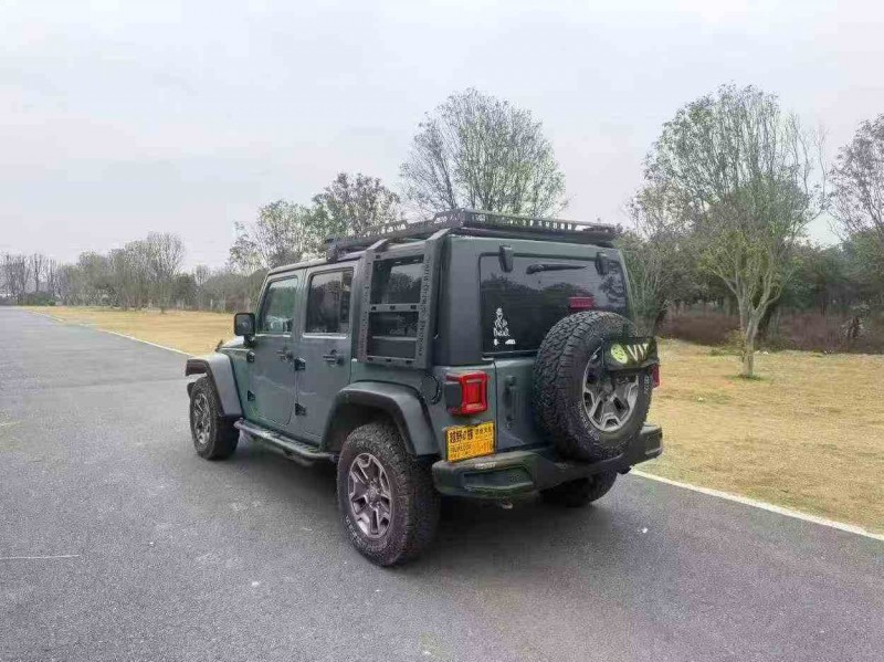 北海15年Jeep牧马人8