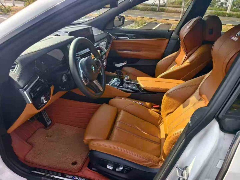 桂林21年宝马6系4