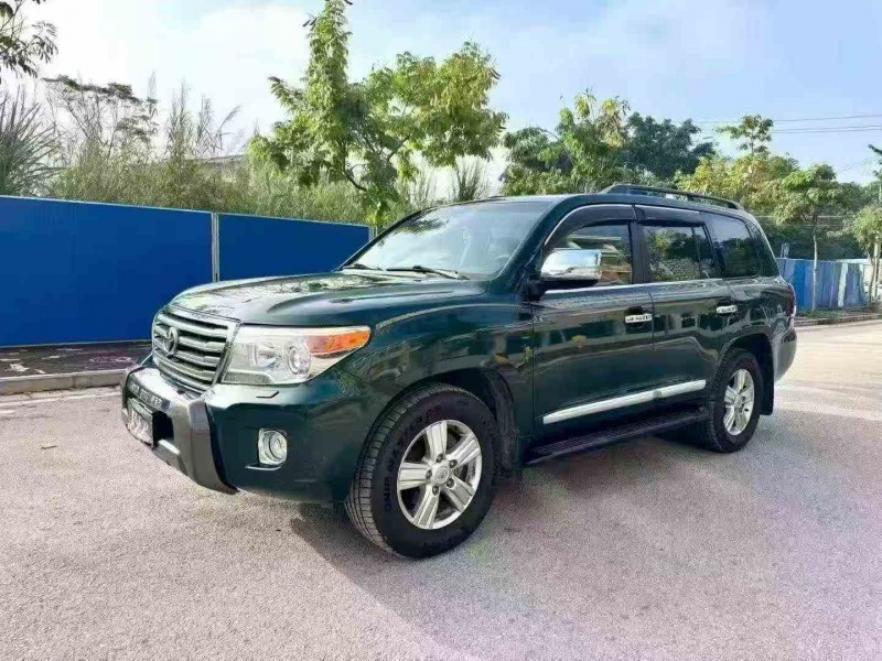 北海13年丰田兰德酷路泽2