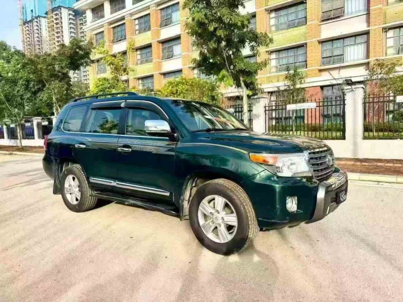 北海13年丰田兰德酷路泽3