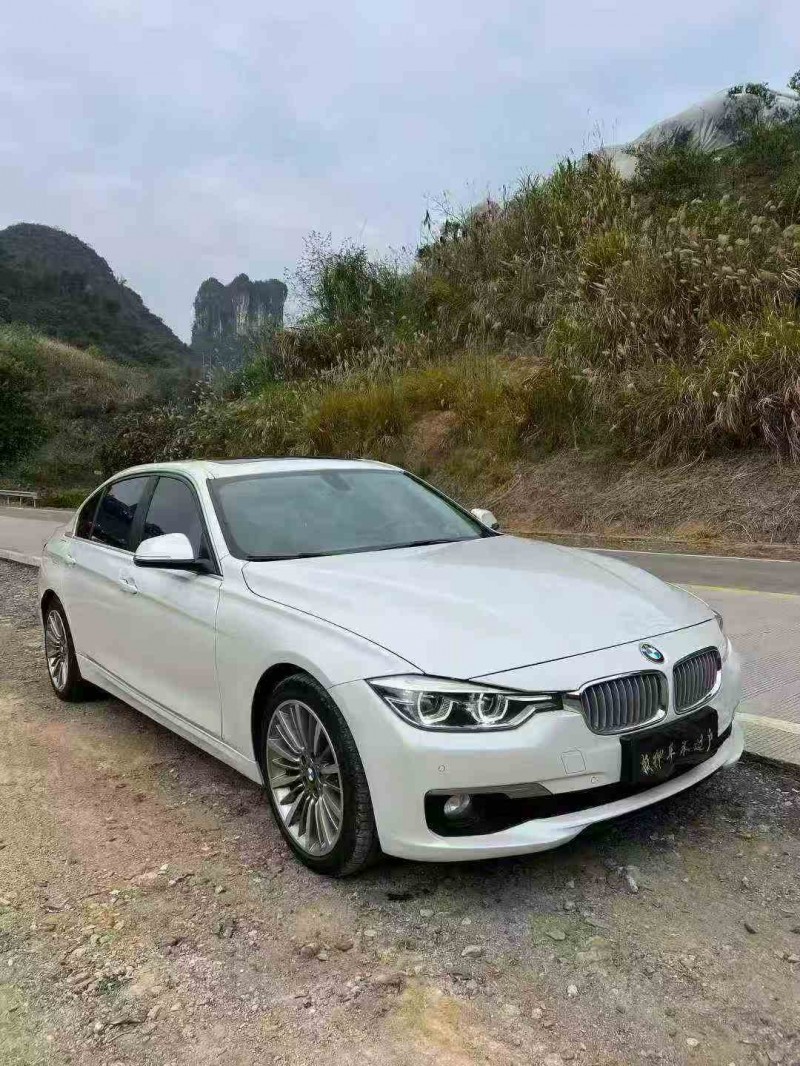 北海19年宝马3系2