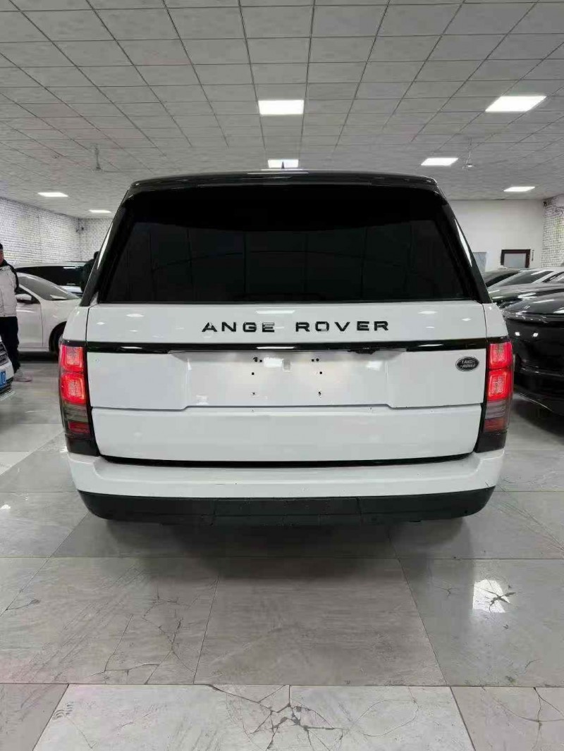 秦皇岛17年路虎揽胜行政9