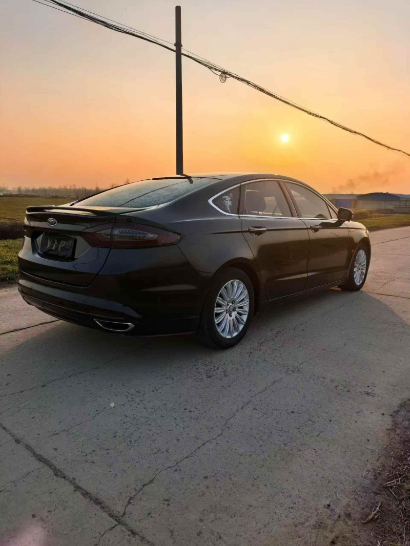 苏州15年福特蒙迪欧8