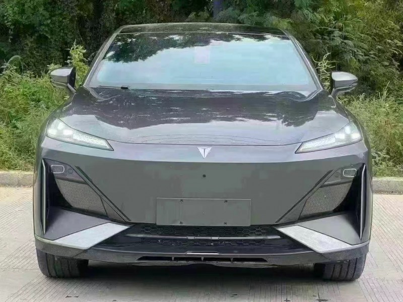 汕头23年长安汽车深蓝1