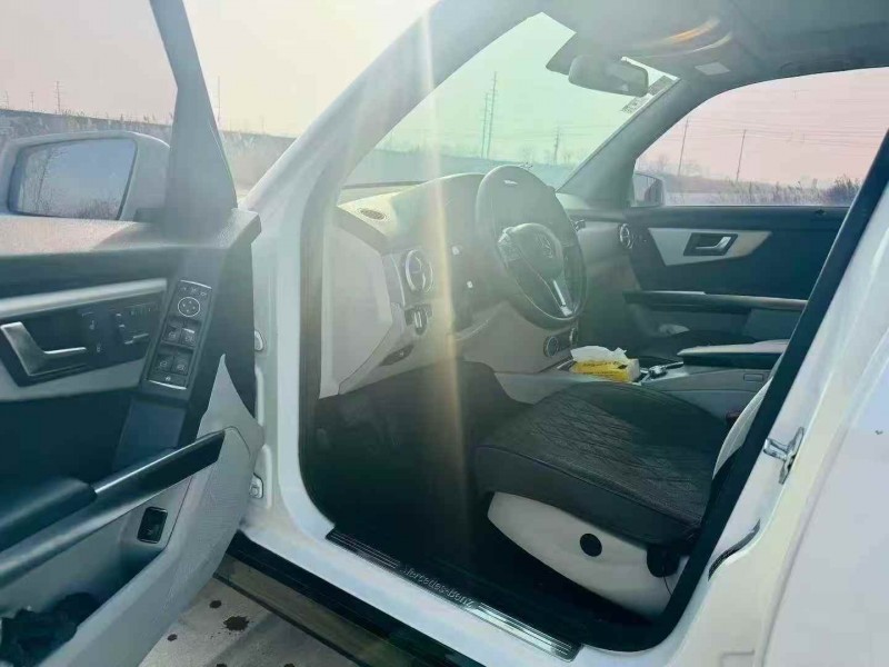 东营13年奔驰GLK6