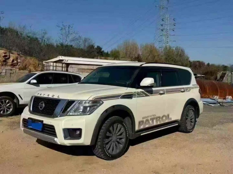 呼伦贝尔17年日产途乐2