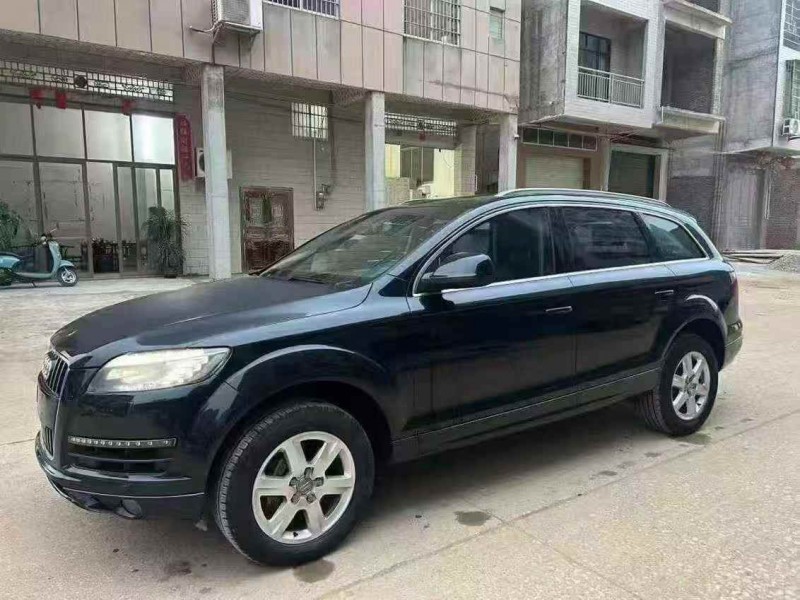梧州13年奥迪Q73