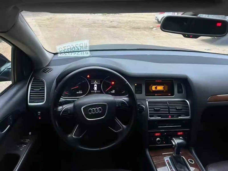 梧州13年奥迪Q74