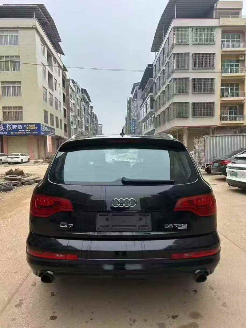 梧州13年奥迪Q79