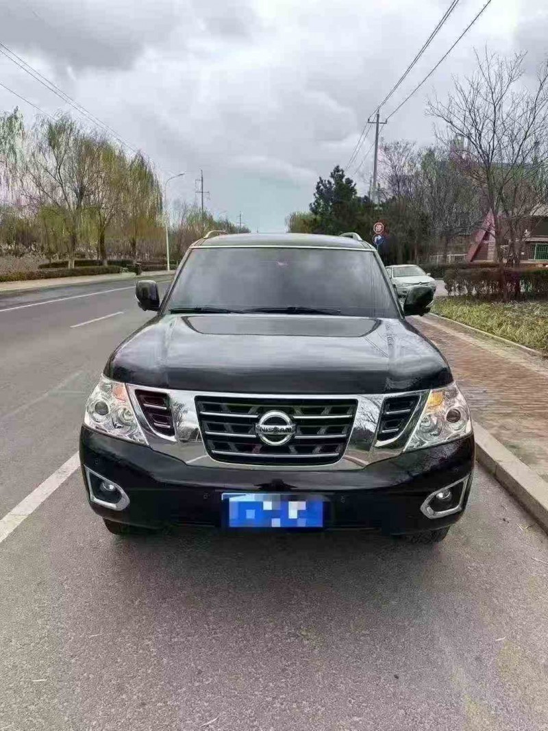 潍坊19年日产途乐1