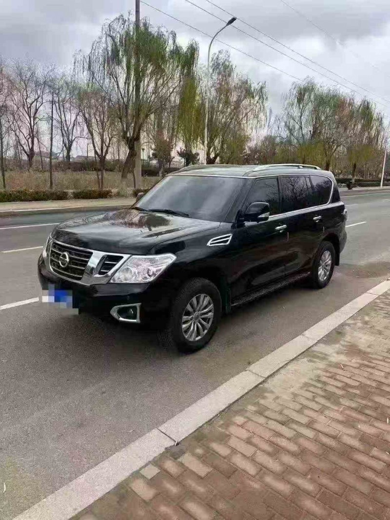 潍坊19年日产途乐2