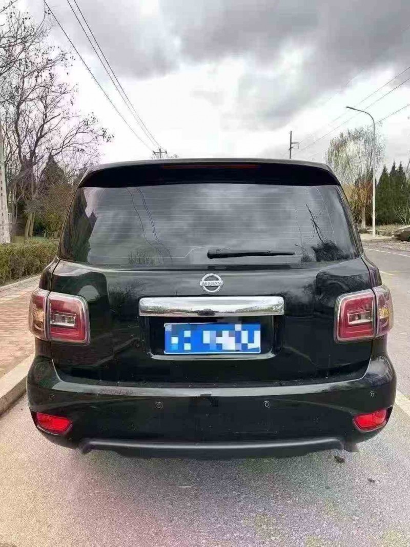 潍坊19年日产途乐9