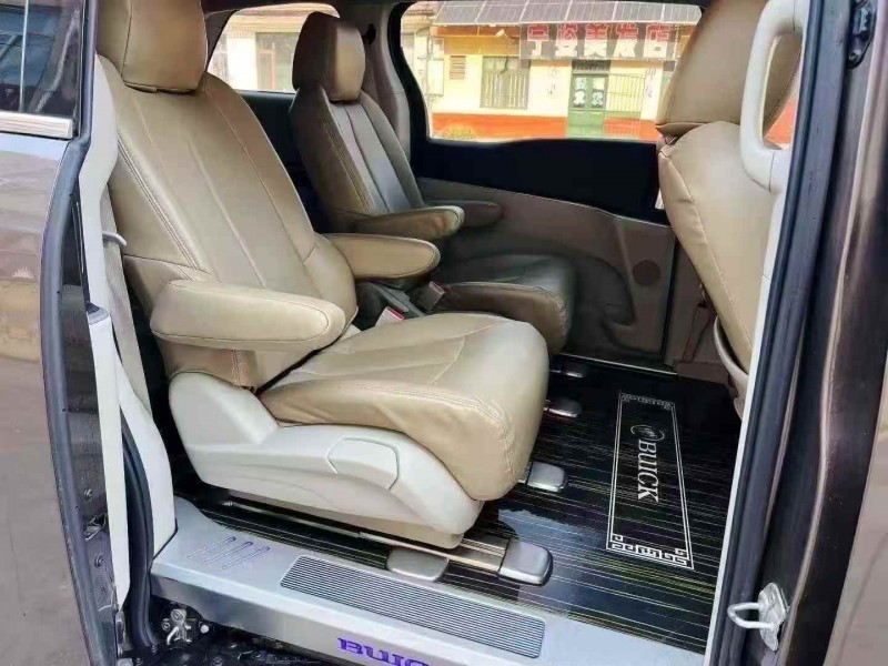 枣庄21年别克GL85