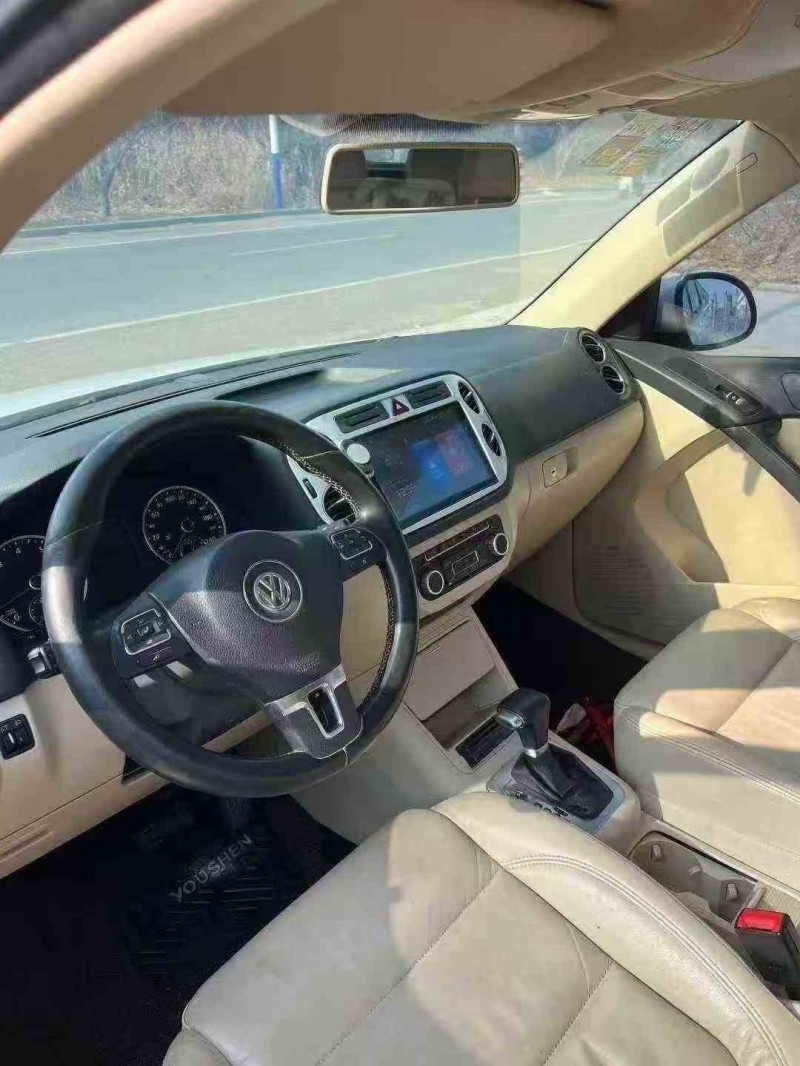 东营11年大众途观6