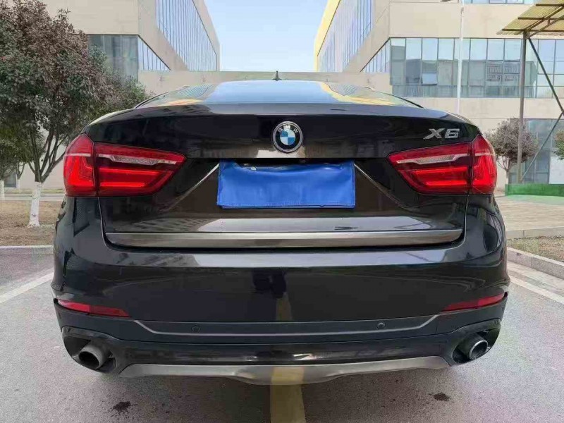 常州17年宝马X58