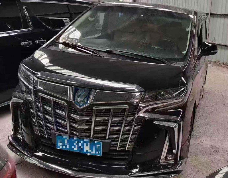 郑州21年丰田埃尔法1