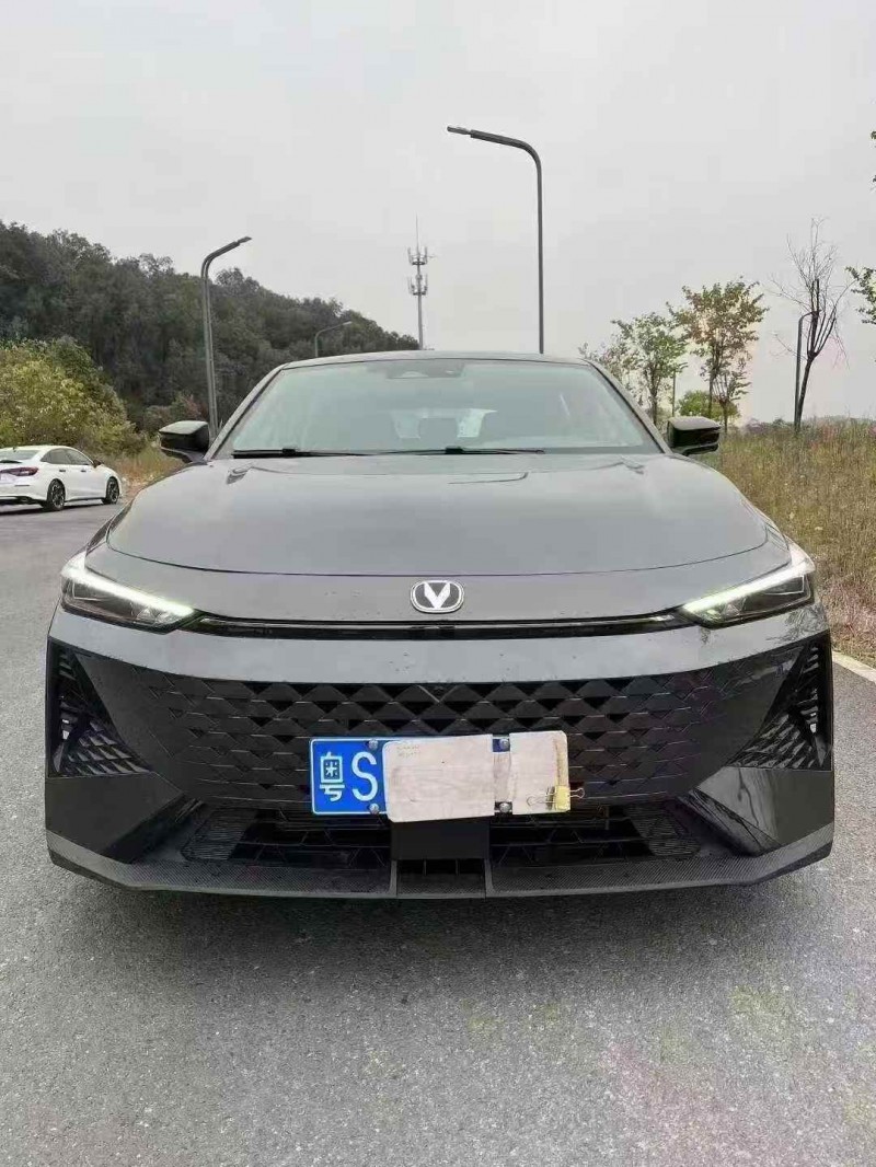 湛江25年长安汽车UNI1